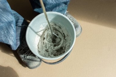 Adam oluşturucu alçı macun karışımları