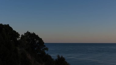 Denizde güzel bir gün batımı