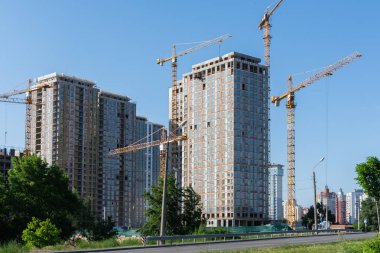 çok katlı konut inşaatı