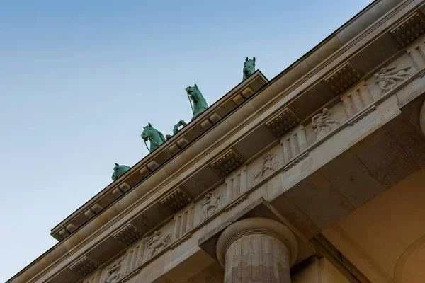 Berlin 'deki Brandenburg Kapısı. — Stok fotoğraf