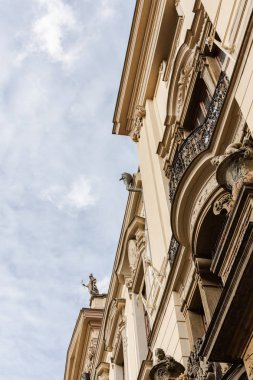 Prag'da yağmurlu sonbahar