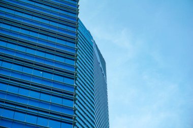 Gökdelenler, perspektif yukarı bakıyor, Modern iş gökdelenler görünümü