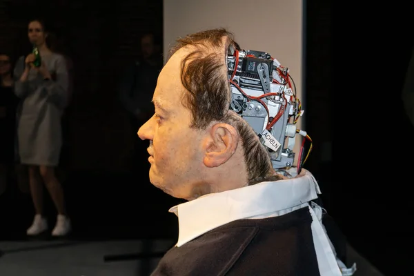 Cyborg, clon, robot androide y hombre artificial concepto Fotos De Stock Sin Royalties Gratis