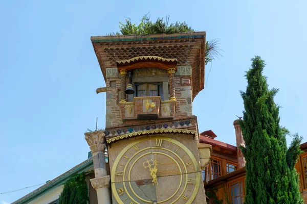 Tiflis 'teki Gabriadze Tiyatrosu' nda Saat