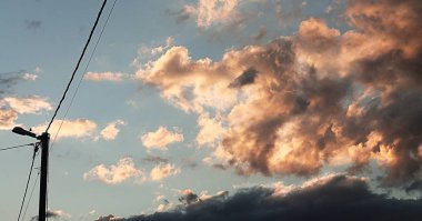 gün batımında güzel yırtık oblokak