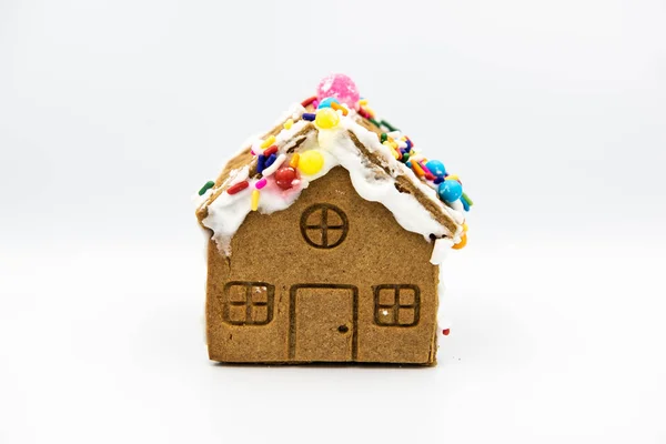 Beyaz arka plan üzerinde ev gingerbread
