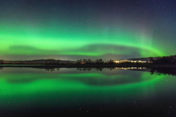 Norveç Selbu Alanında Görülen Yukarıda Gökyüzü Kuzey Işıkları Nea Nehri — Stok fotoğraf