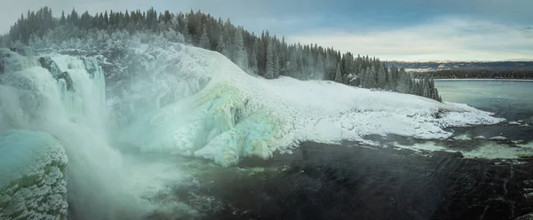 Donmuş Şelale Tannforsen Kış Manzarası Buz Üzerinde Büyük Sveç Şelale — Stok fotoğraf