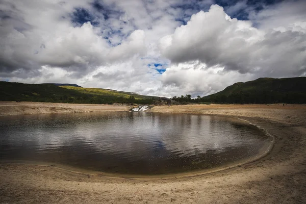 Gjevilvatnet Margens Lago Grande Lago Meio Das Montanhas Trollheimen Noruega — Fotografia de Stock