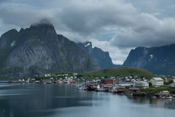 Рен Село Прибуття Світлі Рано Вранці Традиційна Рибальське Село Норвегії — стокове фото
