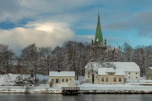 Nidarosdomen Kathedrale Fluss Nidelva Trondheim Schöne Winterzeit Berühmteste Gotische Norwegische — Stockfoto