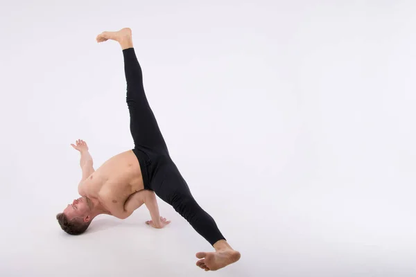 Jeune Homme Beau Des Exercices Entraînement Détente Mode Vie Sain — Photo