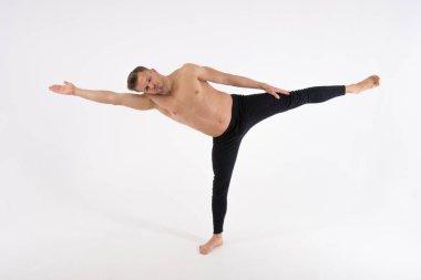 Yakışıklı delikanlı ve çalışmaları. Eğitim ve dinlenme. Sağlıklı bir yaşam tarzı. Böler