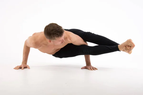 Jeune Homme Beau Des Exercices Entraînement Détente Mode Vie Sain — Photo