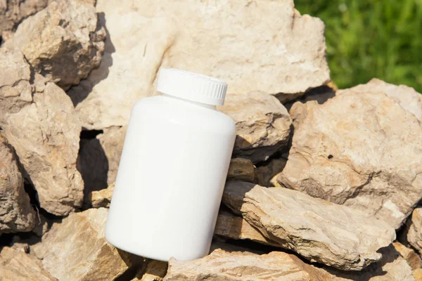 Spor ve beslenme. Diyet ve sağlıklı bir yaşam tarzı. Fitness ve vücut geliştirme