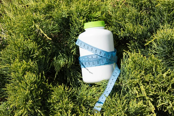 Spor ve beslenme. Diyet ve sağlıklı bir yaşam tarzı. Kilo kaybı