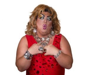 Komik karikatür aktör. Kırmızı Drag queen. Hisler ve duygular. Şişman adam ve makyaj. Sürpriz