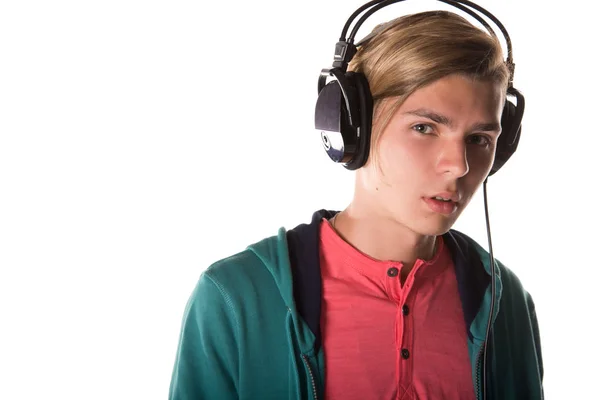 Auriculares Joven Chico Atractivo Escuchando Música —  Fotos de Stock