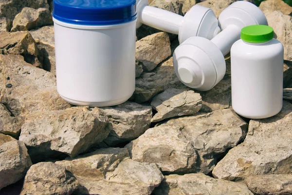 Spor ve sağlıklı bir yaşam tarzı. Halter. Güçlü bir adam için.