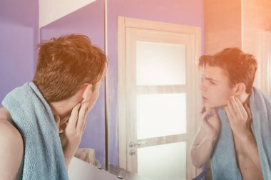 Hijyen ve sağlık. Çekici adam..