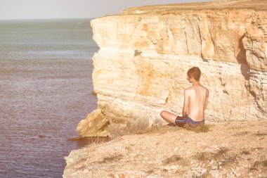 Küçük bir tatil. Çekici adam..