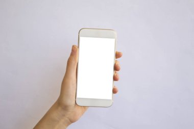 hareket eden telefon ile izole arka plan tutan el