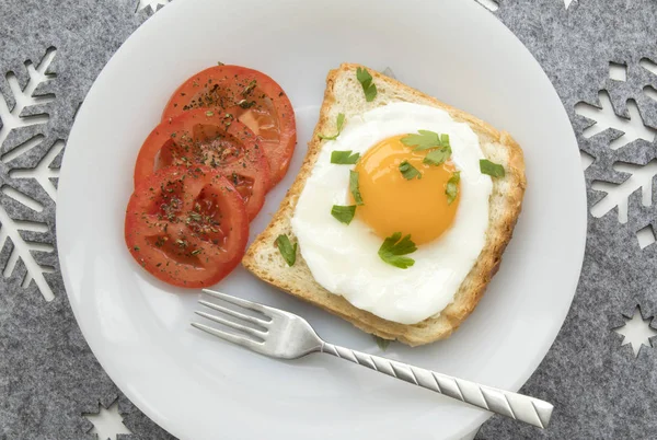 Breakfast Fried Egg Toast — Stock Photo, Image