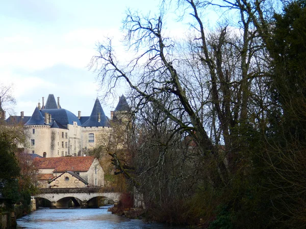 Chateau de Verteuil i Verteuil-sur-Charente, Frankrike — Stockfoto