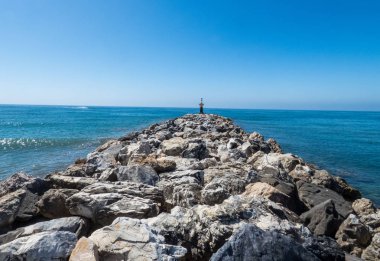 Mditerranian denizinde Büyük Deniz Dalga Kırıcı , Mursia