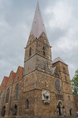 Bremen, Almanya'daki Our Lady Kilisesi'nin görüntüsü. Kuzey cephesi.