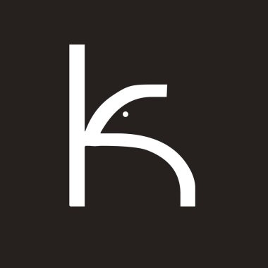 Kuş yüzü olan soyut yaratıcı K alfabesi harfleri