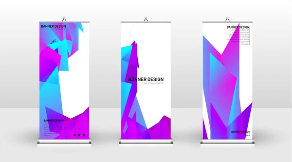 Design de modelo de banner vertical. pode ser usado para brochuras, capas, publicações, etc. o conceito de um padrão de fundo de design triangular — Vetor de Stock