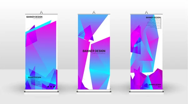 Diseño de plantilla de banner vertical. puede ser utilizado para folletos, portadas, publicaciones, etc. el concepto de un patrón de fondo de diseño triangular — Archivo Imágenes Vectoriales