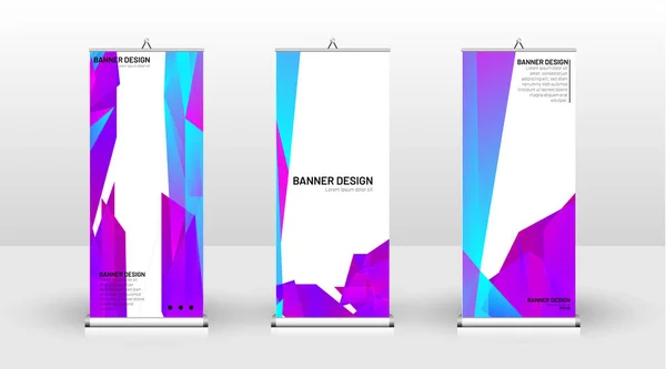 Design de modelo de banner vertical. pode ser usado para brochuras, capas, publicações, etc. o conceito de um padrão de fundo de design triangular —  Vetores de Stock