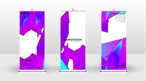 Diseño de plantilla de banner vertical. puede ser utilizado para folletos, portadas, publicaciones, etc. el concepto de un patrón de fondo de diseño triangular — Vector de stock