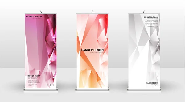 Design vertikaler Banner-Vorlagen. kann für Broschüren, Cover, Veröffentlichungen usw. verwendet werden. das Konzept eines dreieckigen Hintergrundmusters — Stockvektor