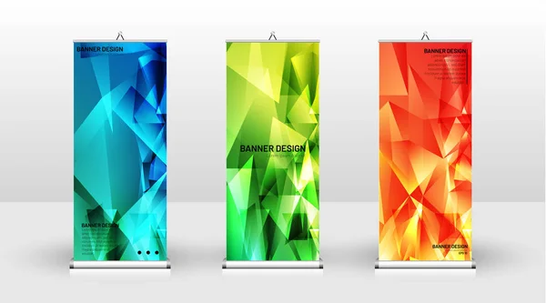 Vertical banner template design. can be used for brochures, covers, publications, etc. the concept of a triangular design background pattern — Stock Vector