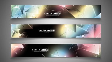 afiş koleksiyonu. çakışan ışık üçgenleri ile soyut arka plan. izole siyah arka plan. eps 10 vektör illüstrasyon