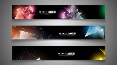 afiş koleksiyonu. çakışan ışık üçgenleri ile soyut arka plan. izole siyah arka plan. eps 10 vektör illüstrasyon