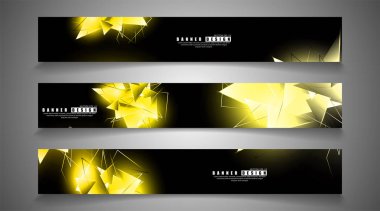 afiş koleksiyonu. örtüşen parlak altın üçgenler ile soyut arka plan . izole siyah arka plan. eps 10 vektör illüstrasyon