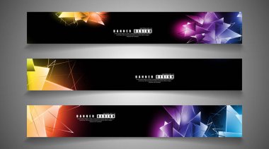 afiş koleksiyonu. çakışan ışık üçgenleri ile soyut arka plan. izole siyah arka plan. eps 10 vektör illüstrasyon