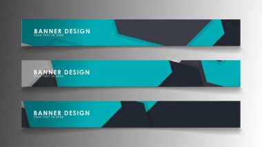 Arka plan afiş şablonlar kümesi. Poligonal arka plan ile modern vektör afiş.