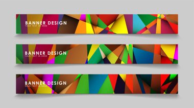 Renkli geometrik degrade arka planlara sahip soyut dikdörtgen vektör afişleri