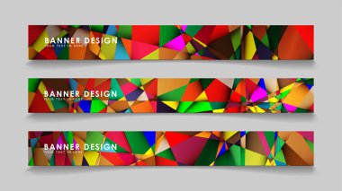 Renkli geometrik degrade arka planlara sahip soyut dikdörtgen vektör afişleri