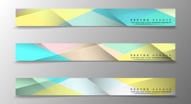 Çok Renkli Arka Planlara Sahip Bannerlar kümesi. Geometrik Soyut Modern Vektör İllüstrasyon