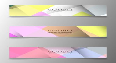 Çok Renkli Arka Planlara Sahip Bannerlar kümesi. Geometrik Soyut Modern Vektör İllüstrasyon