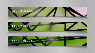 Renk degradelerinde geometrik arka planlara sahip soyut vektör afişleri