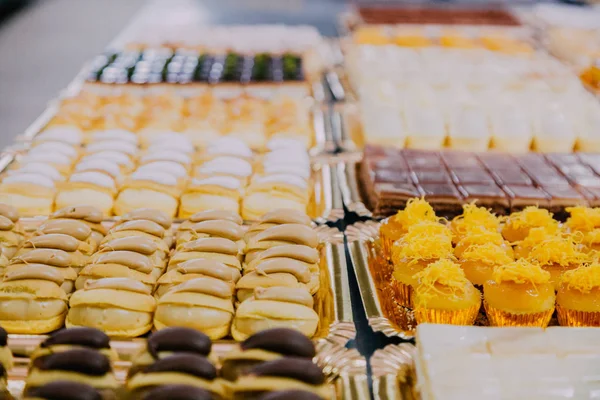 Many Different Sweets Prepared Metal Table Food Factory — 스톡 사진