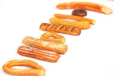 beyaz zemin üzerine İspanyol börek farklı türleri