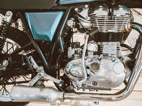 摩托车机械老式装备的细节 — 图库照片
